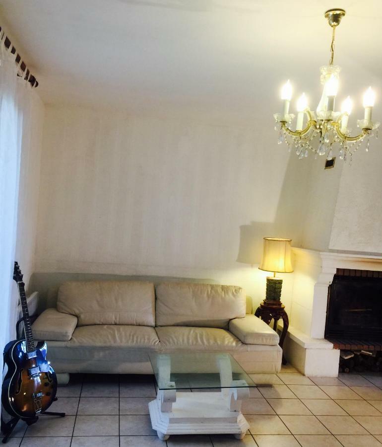 Maison A Beaune Бон Екстериор снимка